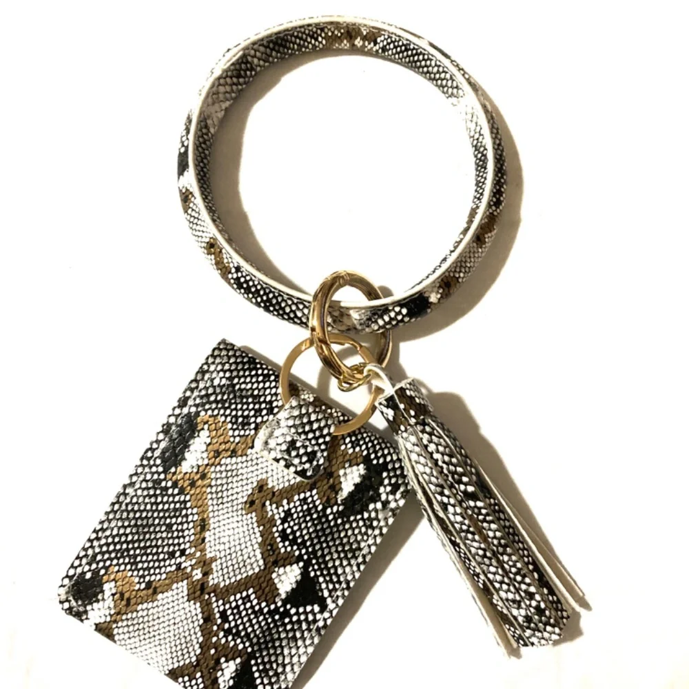 NWOT Reptile Bangle Wristlet - Picture 5 of 6